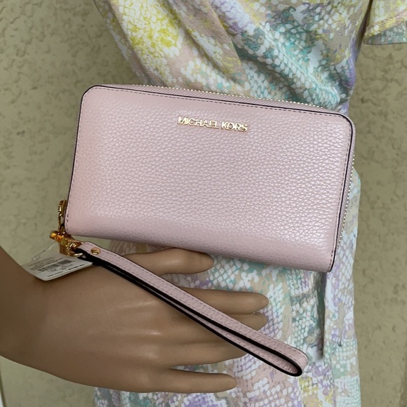 Michael Kors Jet Set Travel LG Flat MF Phone Case - Picture 8 of 16